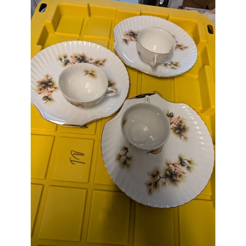 Vintage Japan Pine Needles And Cones, Shell Shaped Snack Plate &Tea Cup  3 Sets